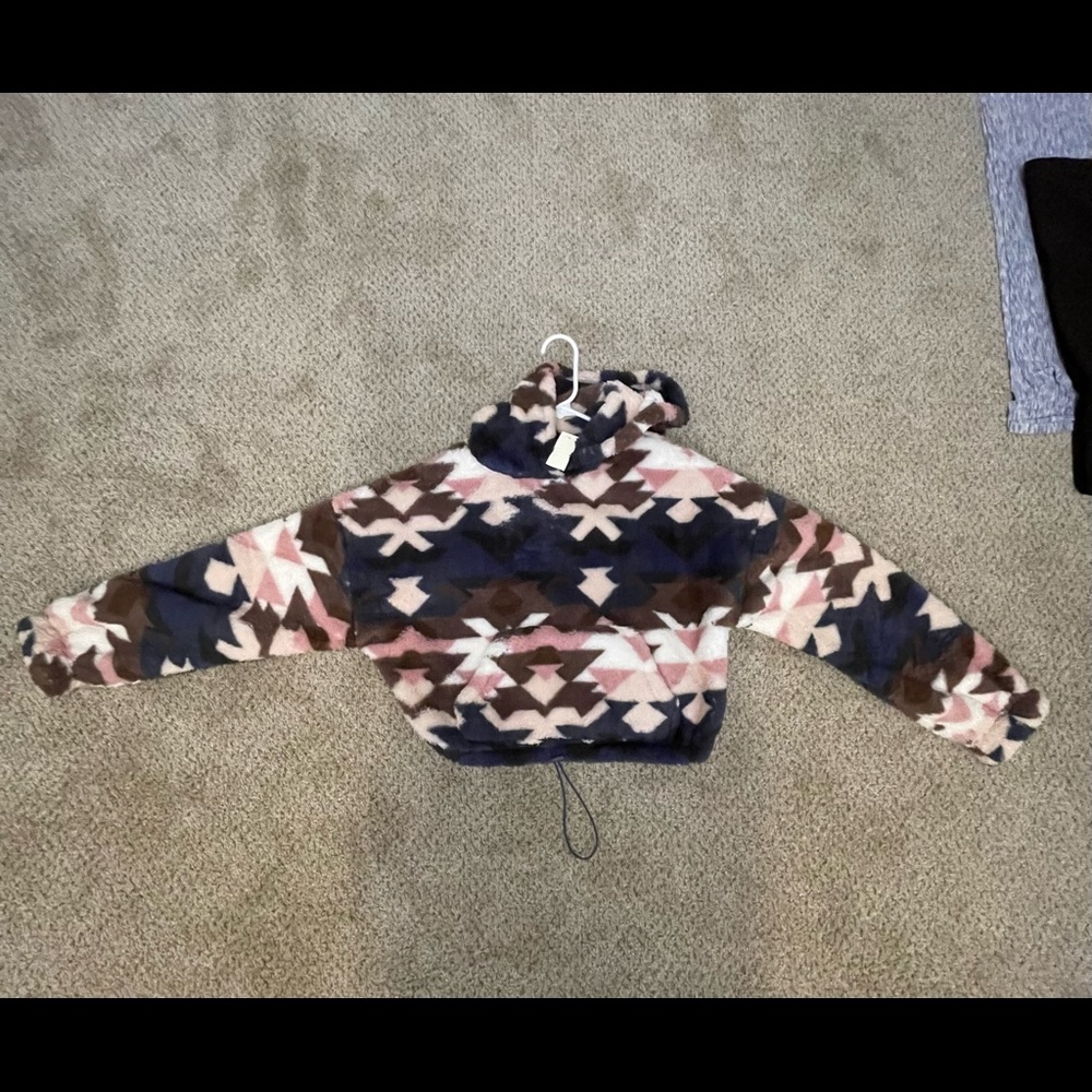 Geometric Cozy Mock-Neck Sherpa Fleece Pullover Hoodie